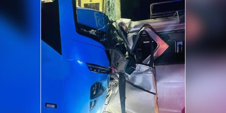 नारायणगढ–मुग्लिन सडकमा दुर्घटनाः चारको मृत्यु, छ जना घाइते