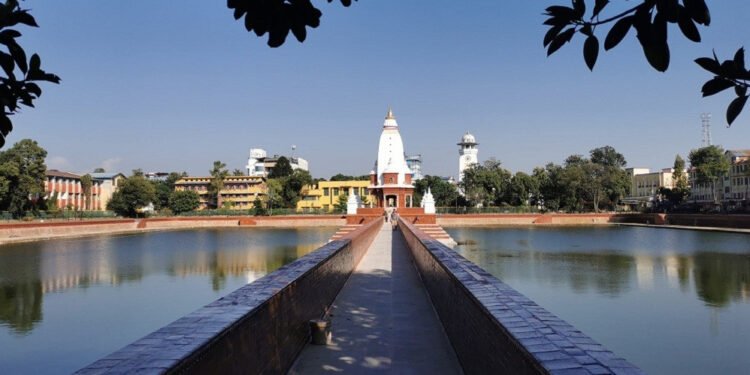 बालगोपालेश्वर मन्दिर बिहानैदेखि खुला