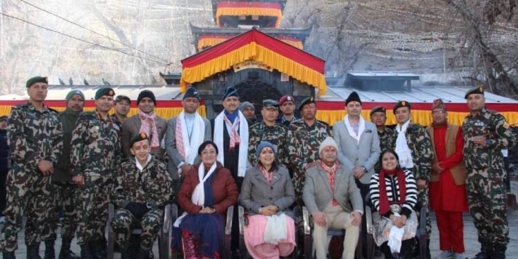 मुक्तिनाथ पुगे भारतीय स्थल सेनाध्यक्ष द्विवेदी