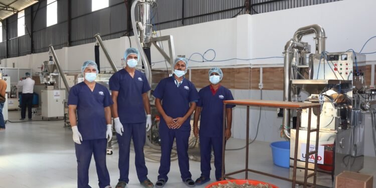 झापामा अलैँची प्रशोधन उद्योग सञ्चालन