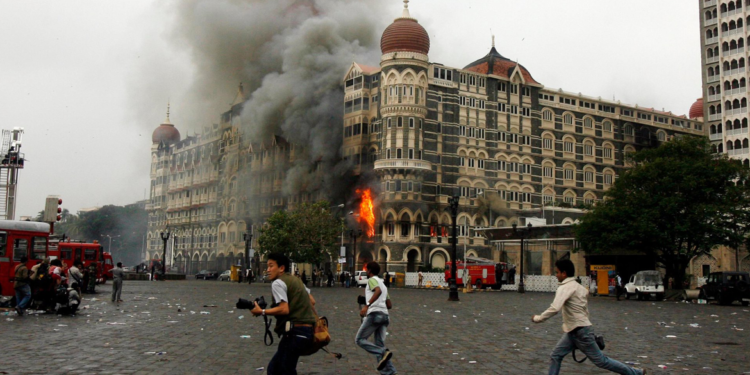 मुम्बई आक्रमणः एक भयानक आतंकवादी हमला