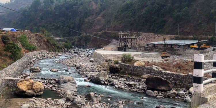 सीमा विवादका कारण बसपार्क निर्माण अवरुद्ध