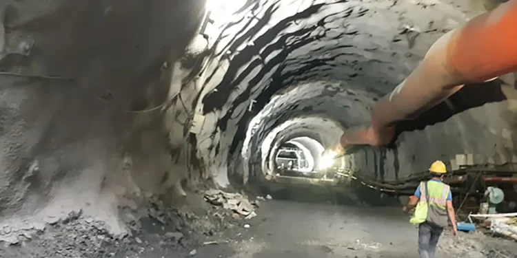 जलविद्युत् आयोजनाको संरचना निर्माण गर्दा क्षति भएकालाई क्षतिपूर्ति