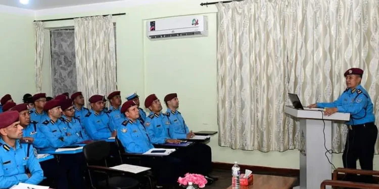 अनुसन्धानमा खटिएका कर्मचारीले कानुनका प्रावधान पालना गर्नुपर्छ : प्रहरी अतिरिक्त महानिरीक्षक बज्राचार्य