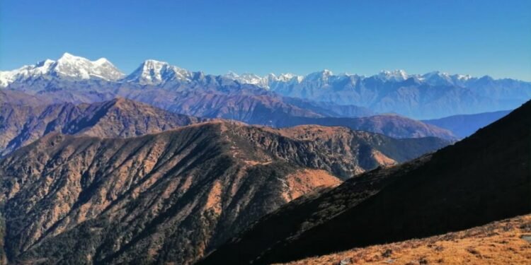 पर्यटकीय स्थल पिकेडाँडा र ज्वालामाई क्षेत्रमा भरपर्दो सञ्चार सुविधा नहुँदा पर्यटकलाई मर्का
