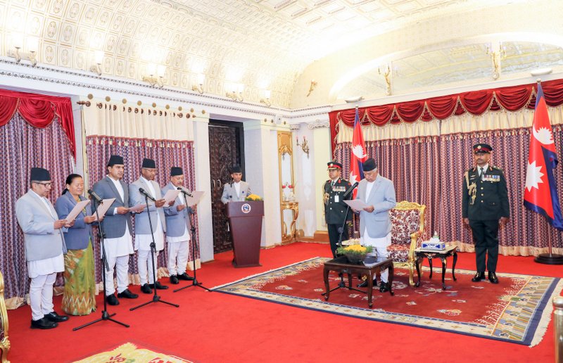 शीतलनिवासमा पाँच राजदूतको सामूहिक शपथ