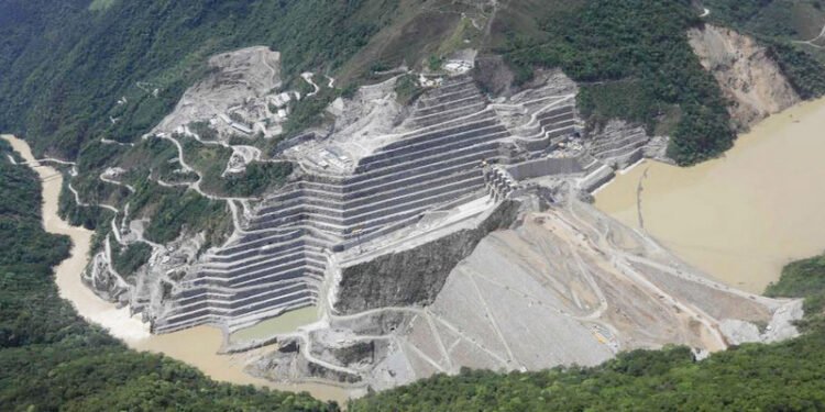 कोलम्बियामा बाँध फुट्दा १२ जना घाइते, धेरै बालबालिका बेपत्ता