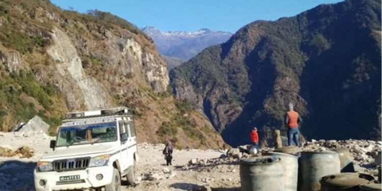 मध्यपहाडी लोकमार्गको जाजरकोट सडक निर्माण अझै पूरा भएन