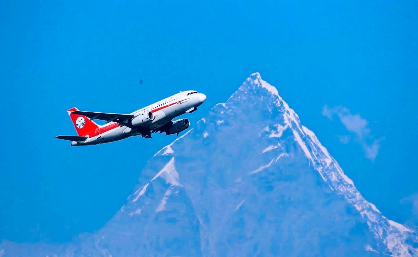 सिचुवानको जहाज र उराठिलो माछापुच्छ्रे