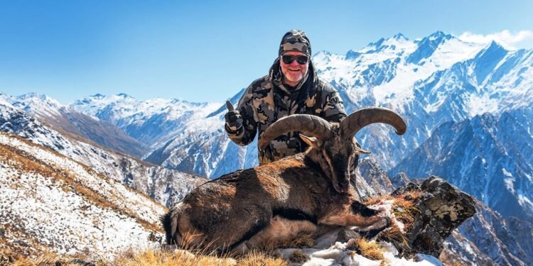 पहिलो याममा १० नाउर र पाँच झारलको सिकार