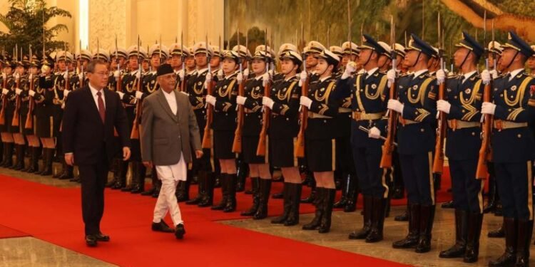 प्रधानमन्त्री ओलीलाई ग्रेट हल अफ पिपलमा ‘गार्ड अफ अनर’ (तस्विरहरु)