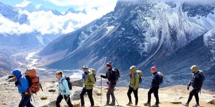 एघार महिनामा १० लाख ५५ हजार विदेशी पर्यटक भित्रिए
