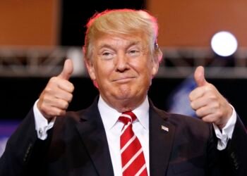 टाइम म्यागजिनले गर्‍यो ट्रम्पलाई दोस्रो पटक ‘पर्सन अफ द इयर’ घोषणा