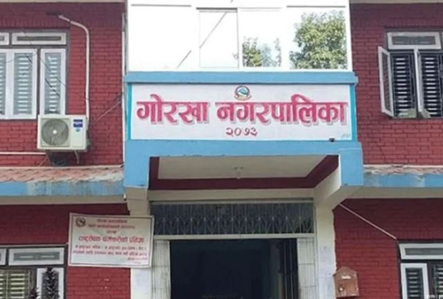 गोरखनाथदेखि गोरखपुरसम्म खिचडी यात्रा गर्दै गोरखा नगरपालिका