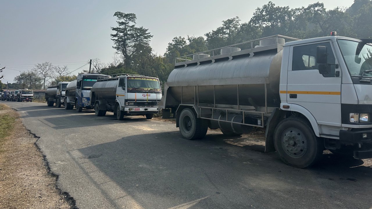 ‘मिल्क होलिडे’ हुनबाट रोक्दै चितवनका दूग्ध उद्योग