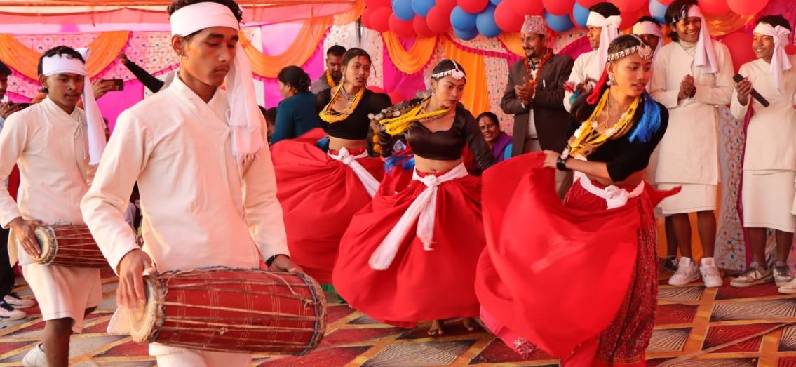 माघी अघि मघौटा र सिङ्गारु नाचको रमाइलो