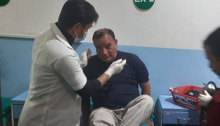 ‘भीआईपी हुँ बाटो छोड्’ भनेपछि पूर्व मुख्यमन्त्रीमाथि मुक्का प्रहार