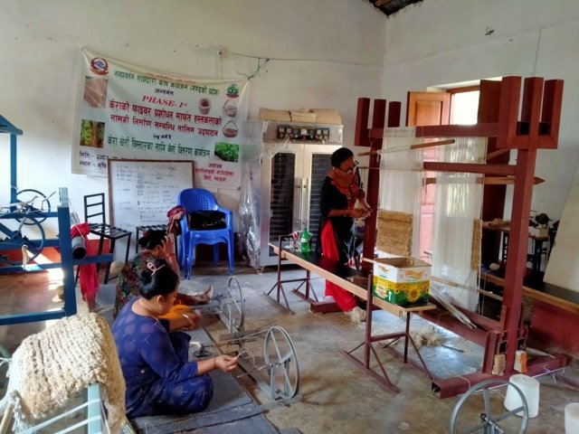 कालीगण्डकीमा केराको ‘फाइबर’बाट हस्तकलाका सामग्री