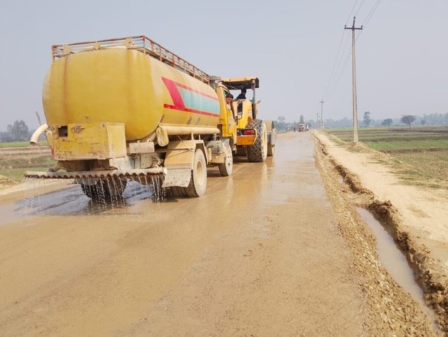 ग्रामीण बस्ती सडक सञ्जालमा जोड्दै