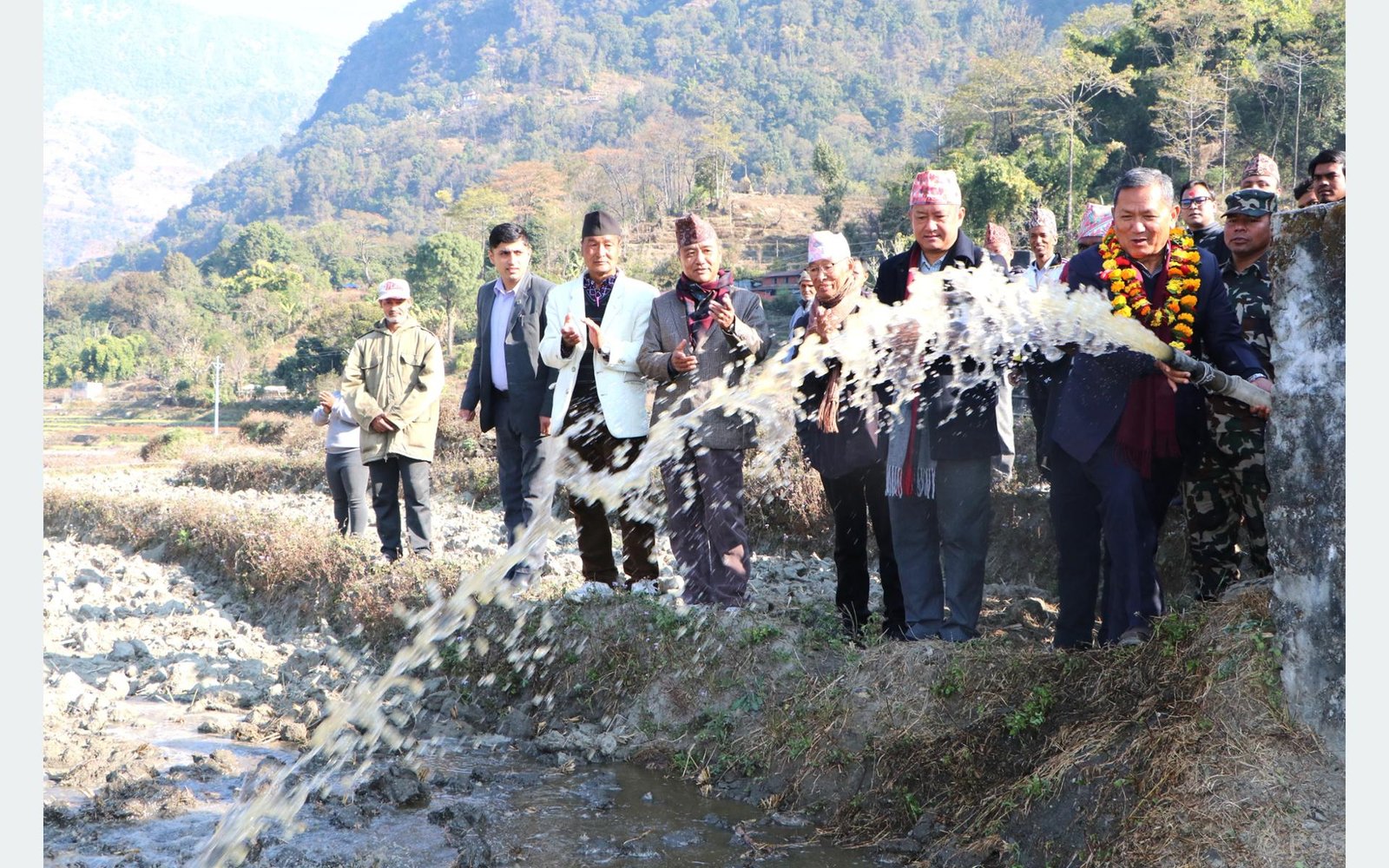 कृषिमा आधुनिकीकरण गर्न जरूरी छ : सञ्चारमन्त्री
