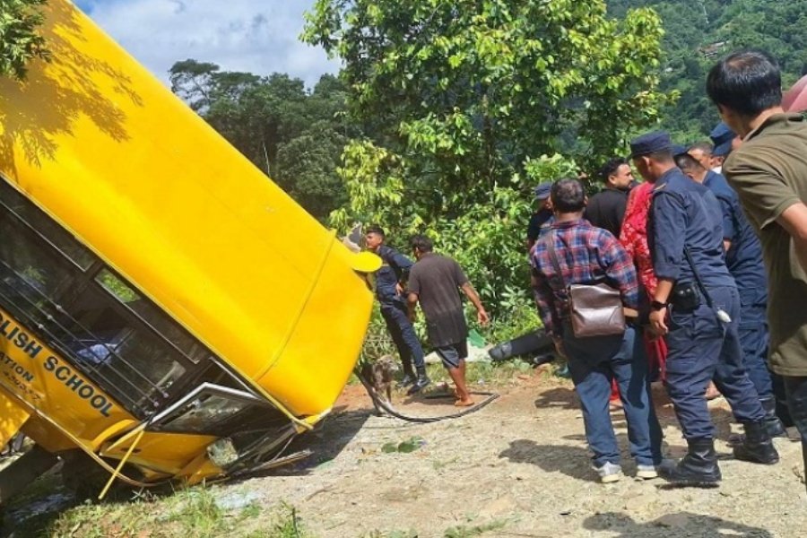 काठमाडौंमा स्कुल बसको निगरानी कडा, मापसे गर्ने चालकलाई कारबाही तीव्र