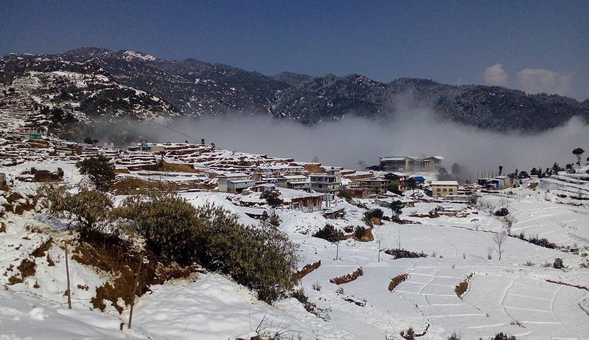 हिमपातका कारण अलपत्र यात्रुको उद्धार