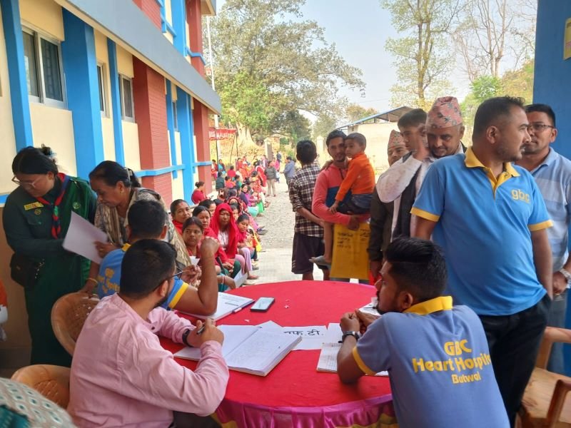 निःशुल्क स्वास्थ्य शिविरः मुटु तथा मिर्गौलाका सात सय बिरामी लाभान्वित