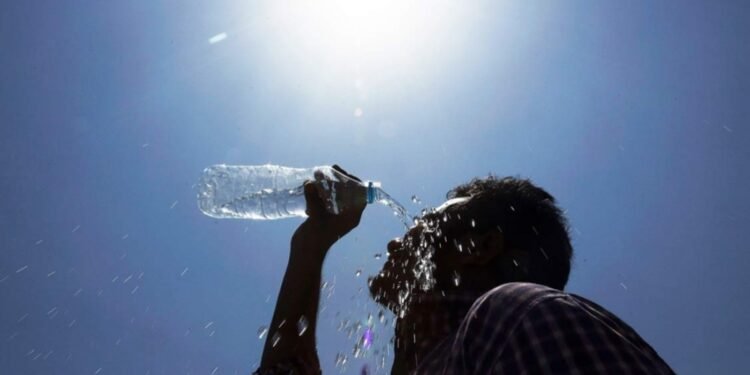 वैशाखको ताप: चितवनमा रेकर्ड ब्रेक गर्मी, सतर्क रहन आग्रह