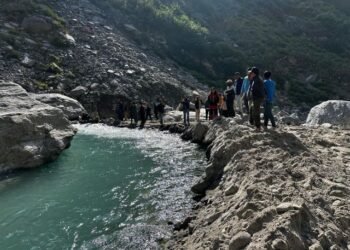 सङ्घीयतामा बल्झदैछ प्राकृतिक स्रोतमाथिको द्वन्द्व