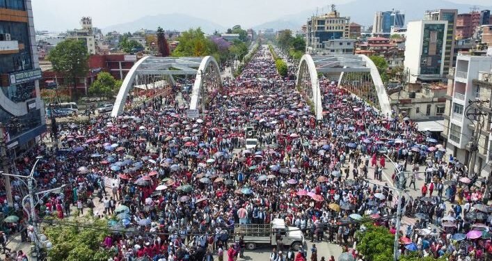 प्रतिनिधिसभा बैठक : आन्दोलनरत शिक्षक माग सम्बोधन गर्न सरकारलाई सांसदहरुको आग्रह