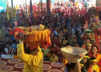 आश्रम निर्माणार्थ वृद्धाभत्तादेखि खुत्रुकेसम्म दान