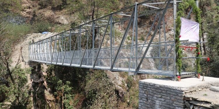 कोसेरा खोलामा पुल निर्माण