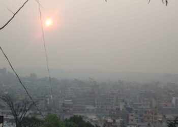किन बढ्दै छ, वायु प्रदूषण ?