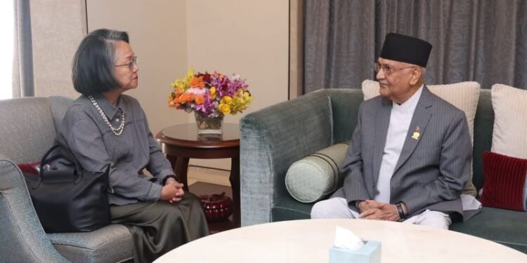 प्रधानमन्त्रीसँग राष्ट्रसङ्घका क्षेत्रीय कार्यकारी सचिवको भेट