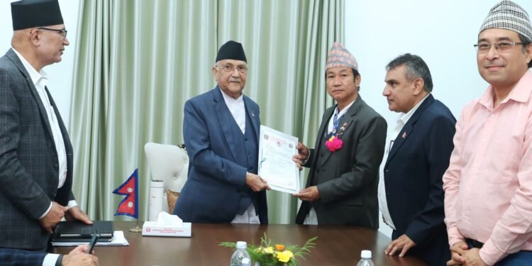 धरानवासीलाई खानेपानीको प्रबन्ध गर्ने प्रक्रिया अघि बढ्यो : प्रधानमन्त्री