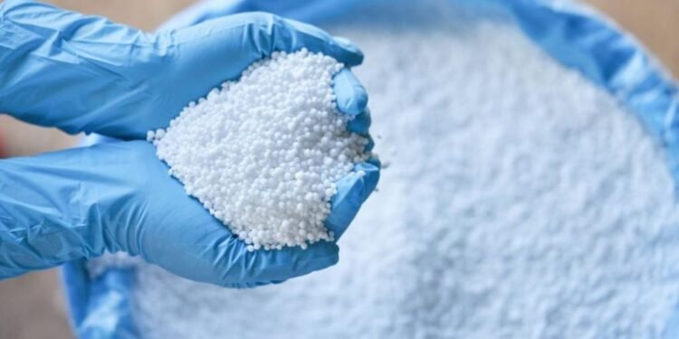 धान बालीका लागि थप १ लाख १९ हजार मेट्रिक टन मल ल्याइँदै, अभाव नहुने मन्त्रालयको दाबी