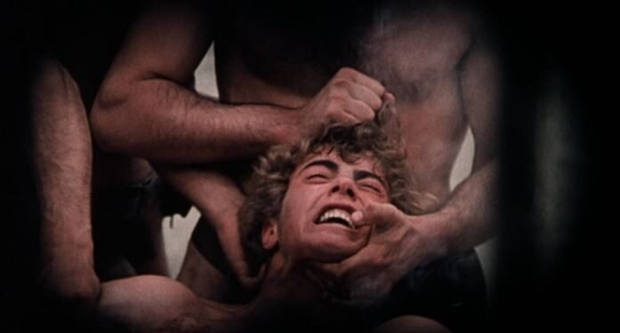 विश्वको सबैभन्दा विवादित फिल्म, दृश्य यति भयानक कि १०० देशमा लाग्यो प्रतिबन्ध