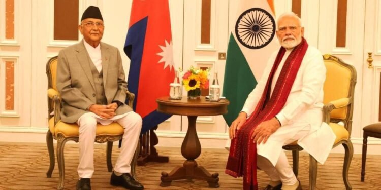 प्रधानमन्त्री ओली र भारतका प्रधानमन्त्री मोदीबीच भेटवार्ता