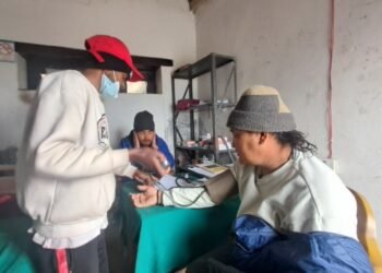 मुक्तिनाथमा लेंक लागेका तिर्थालुलाई निःशुल्क उपचार