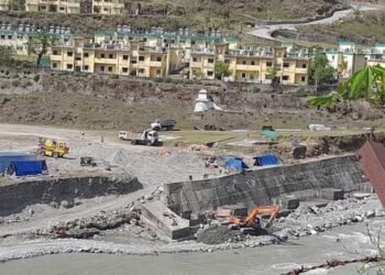 तटबन्ध निर्माण रोक्न प्रजिअलाई ज्ञापनपत्र, अविलम्ब कूटनीतिक पहल थाल्न एमालेको माग
