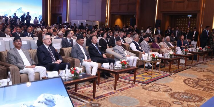 जलवायु सङ्कट समाधानमा विश्वव्यापी सहकार्यमा जोड: सगरमाथा संवादमा विशिष्ट वक्ताहरूको धारणा