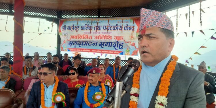 ‘विकासमा राजनीति गरे पछि परिन्छ’