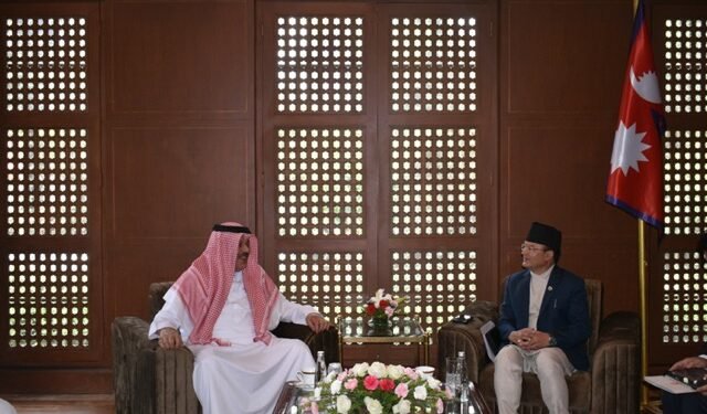 वनमन्त्री शाहीसँग कतारका विशेष दूतको भेट