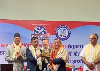 बौद्ध धर्मदर्शन पालन गरौँः सञ्चारमन्त्री