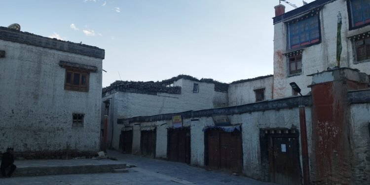 पर्यटकीय विकासको पर्खाइमा ऐतिहासिक लोमान्थाङ