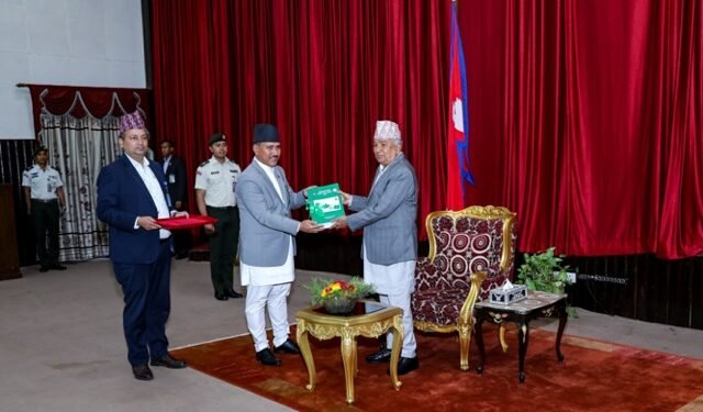 सरकारी कारोबारमा हरेक वर्ष बेरुजु बढ्दै जानु सुशासनका लागि चुनौतीपूर्णः राष्ट्रपति