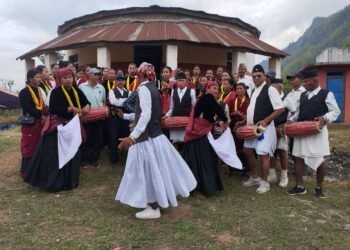 कुमाल गाउँका ८० जनाले सिके पाउदुरे नाच