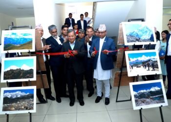अठारौँ गणतन्त्र दिवस : राससमा हिमालका तस्बिर