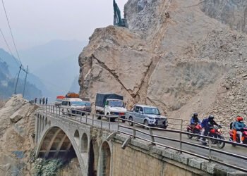 बुटवल–नारायणघाट सडक ढिलाइले सौराहाको पर्यटन प्रभावित