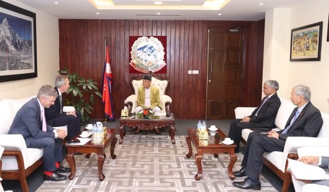 प्रधानमन्त्रीसँग विश्व बैंकका दक्षिण एसिया उपाध्यक्षको शिष्टाचार भेट